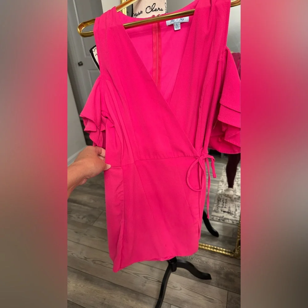 She + sky Elegant pink off the shoulder romper - Picture 4 of 10
